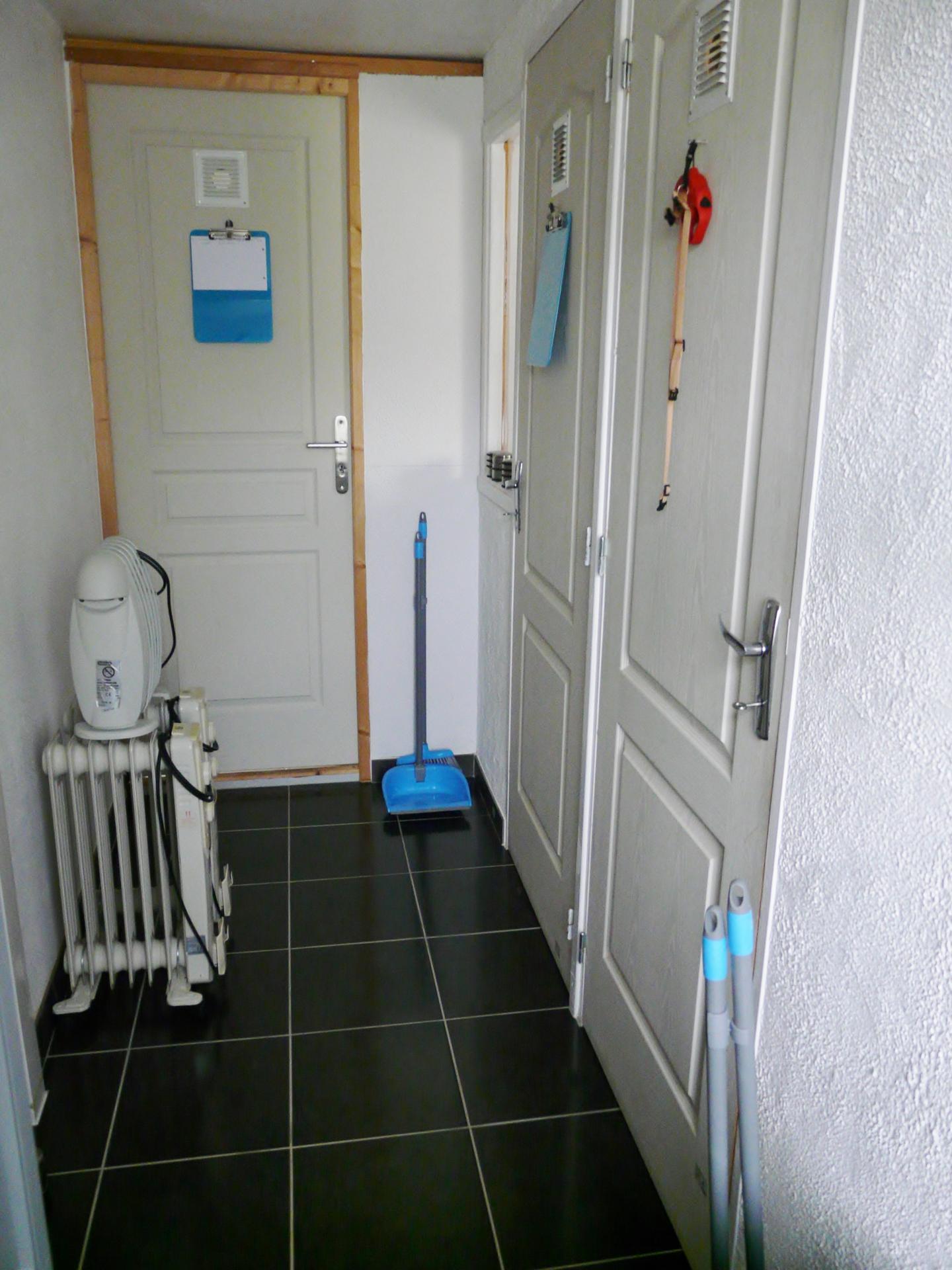Couloir d'accès aux boxes